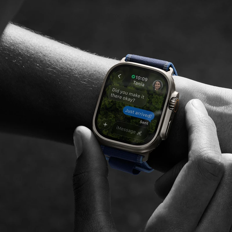 ساعت هوشمند 49 میلی متری اپل مدل Ultra 3 Natural Titanium Case با بند Alpine Loop - تصویر 14